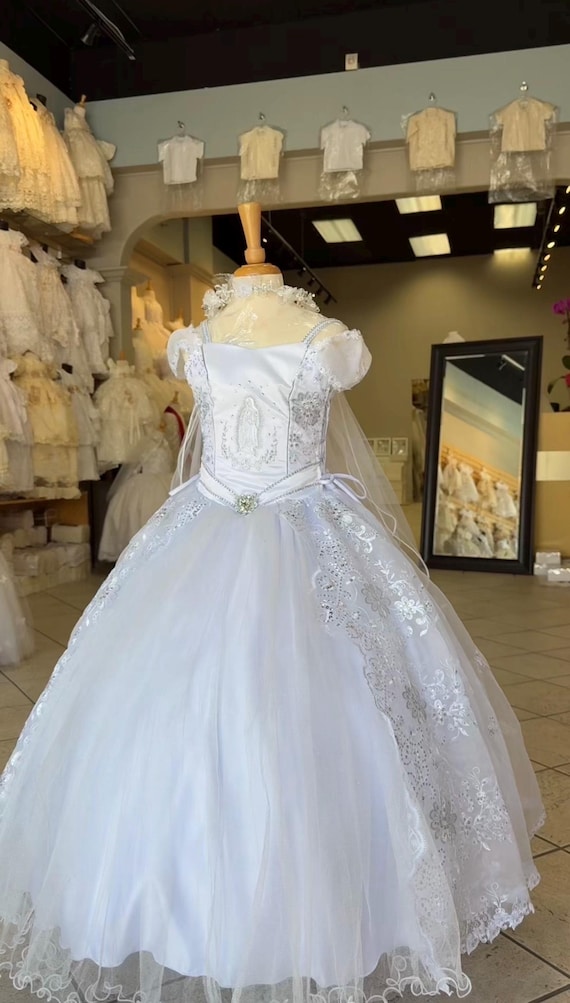 first communion dress with our lady of guadalupe Virgencita de modernos vestidos para primera comunion