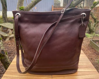 Vintage Coach Westport Hobo Bag | Modell 4242 | Mahogny | Tillverkad i Costa Rica