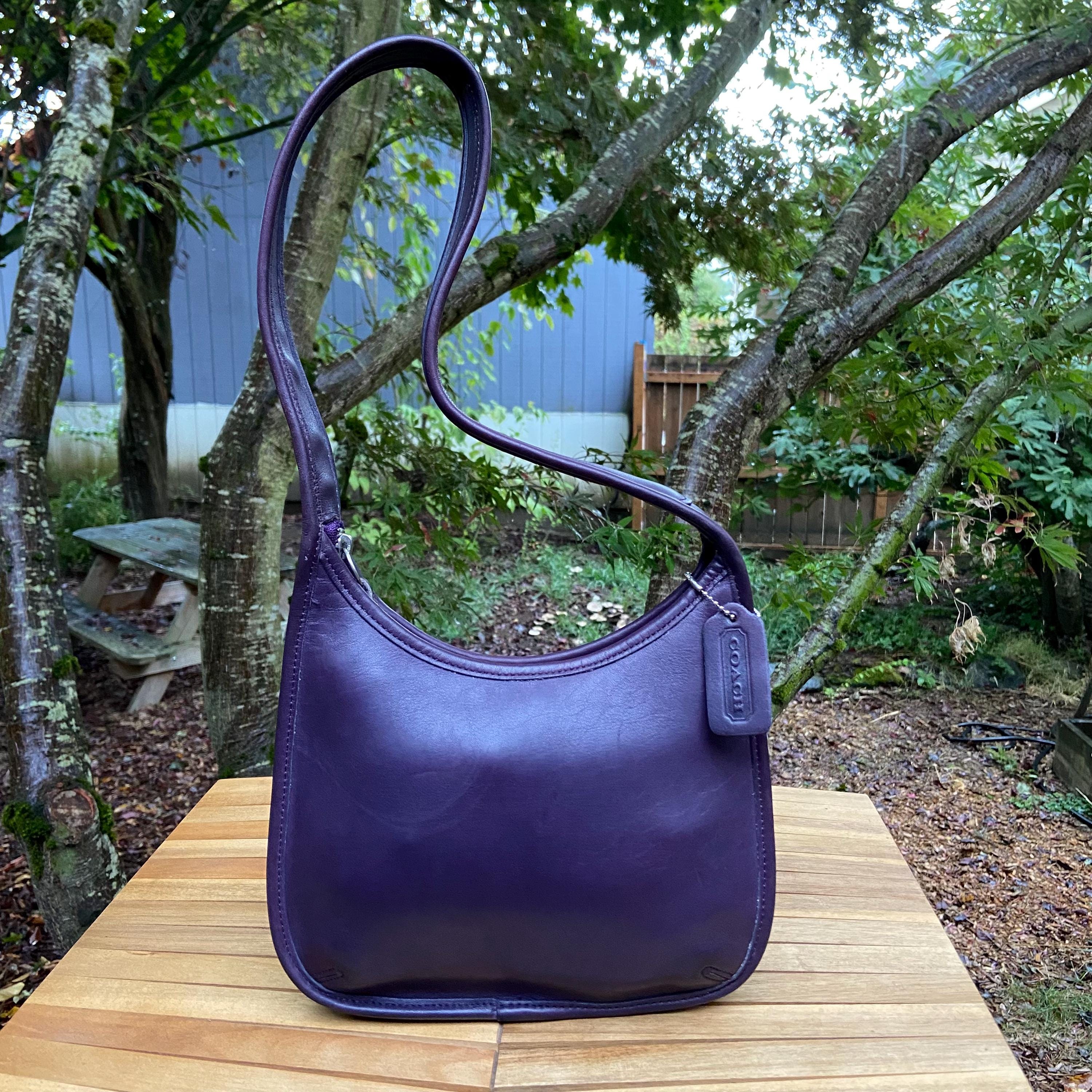 バッグ Vintage Coach Mini Bag in Purple Leather バッグ Vintage Coach Mini Bag in Purple Leather Coach | Bags