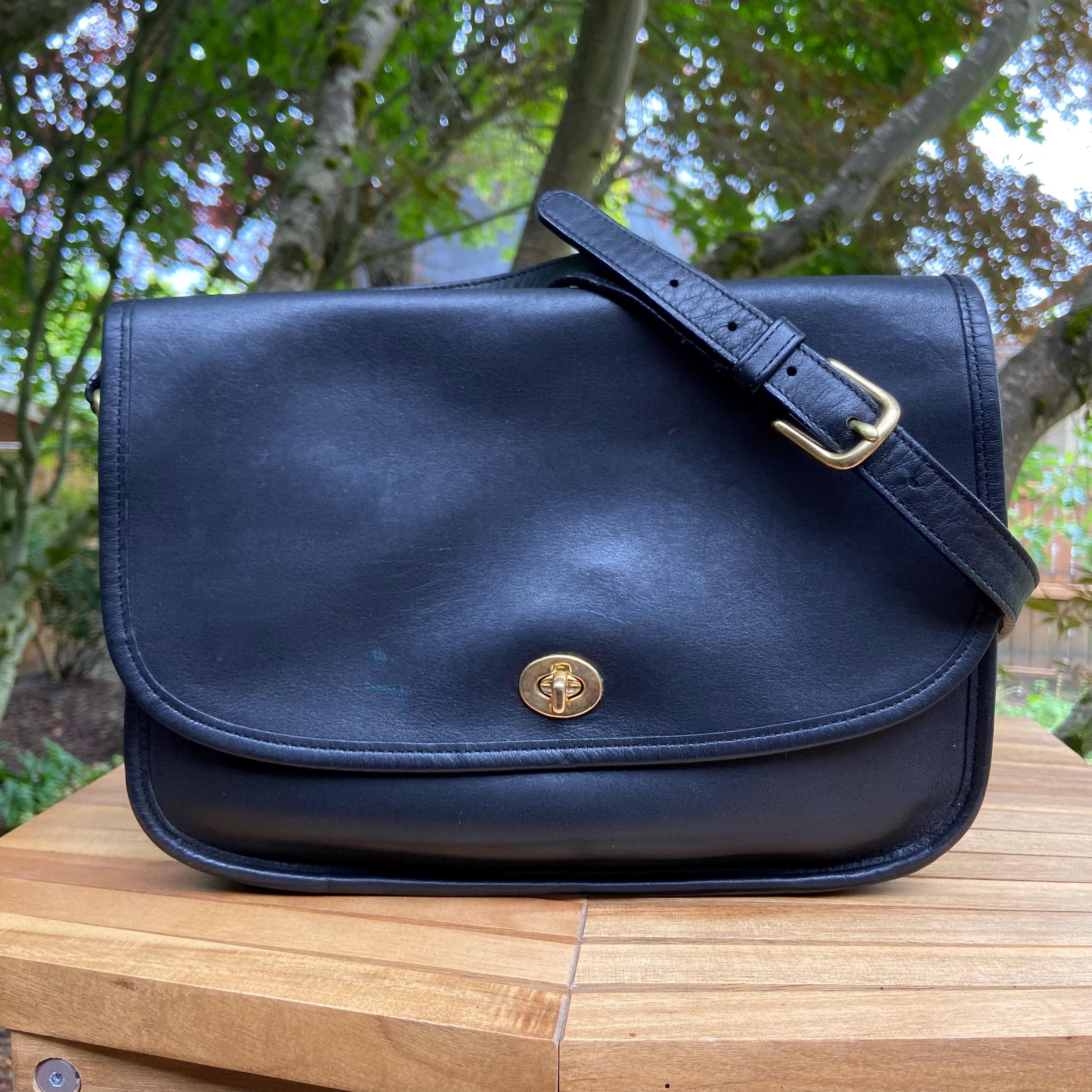 バッグ COACH Black one shoulder Bag archive y2k coach leather one shoulder bag black y2k Buy Y2k Vintage