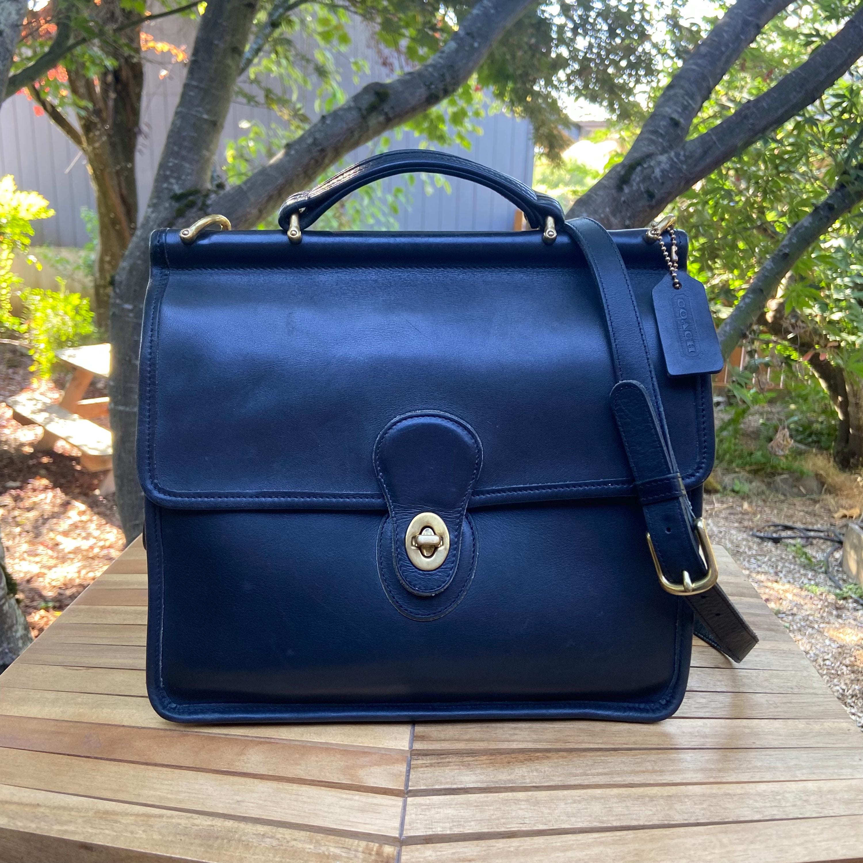 Vintage Coach Willis Bag | Style 9927 | Navy/blavy | Made in