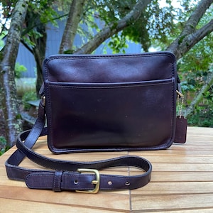 [COACH]ショルダーバッグ USA製 COACH オールド コーチ レザーショルダーバッグ 黒☆9978