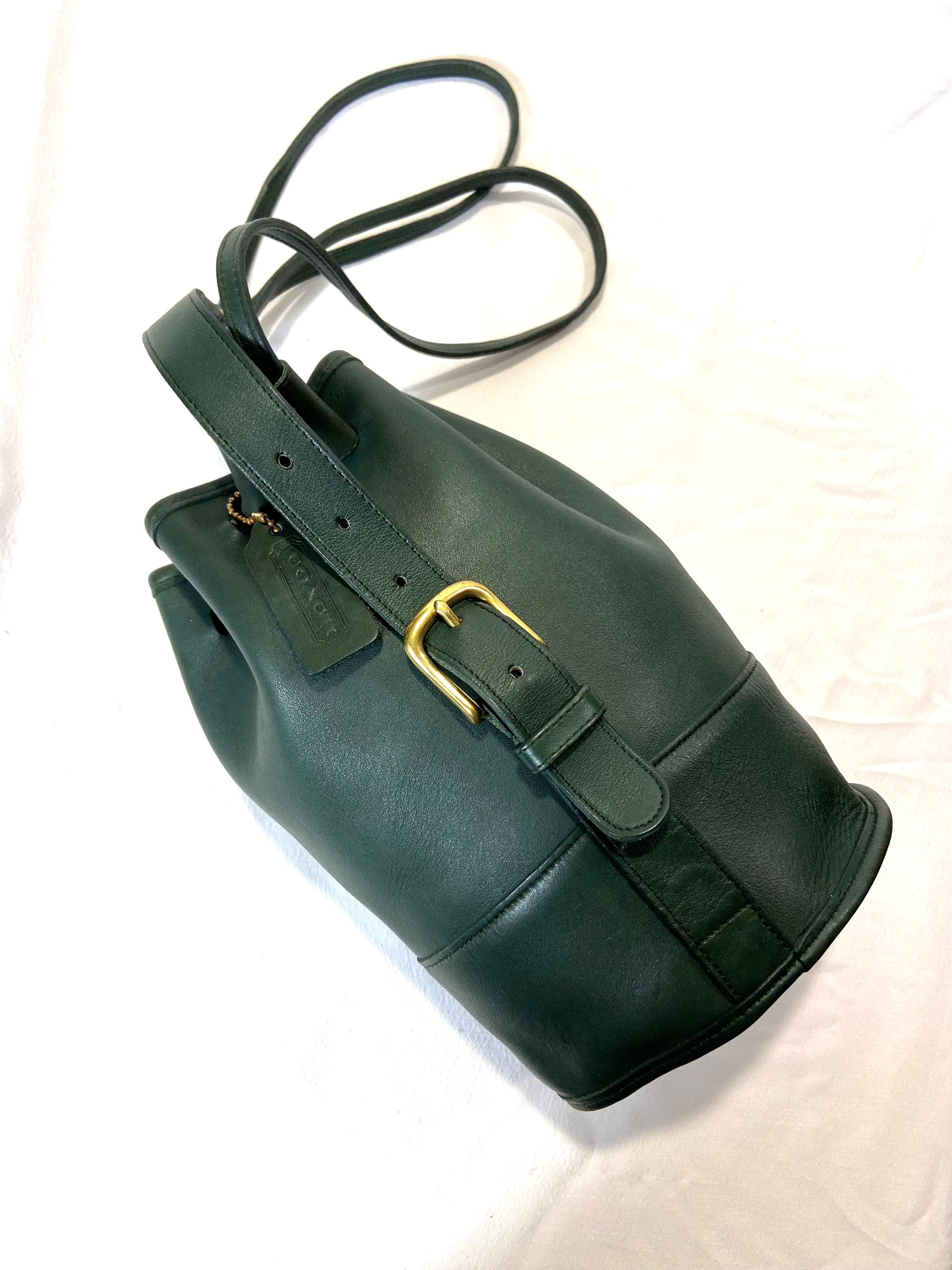 バッグ Old Coach Bixby Sling Green Leather Bag il_fullxfull.6605675024_dywm.jpg