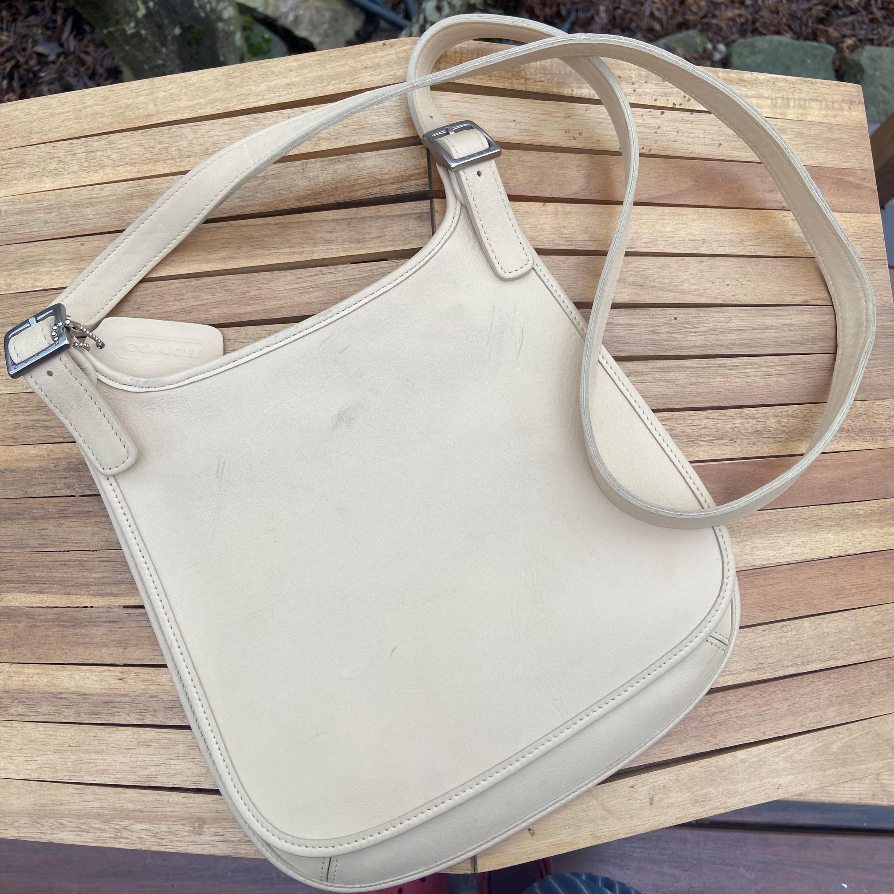 Vintage Coach Small Hippie Flap | Style 9135 | Bone | Made in 