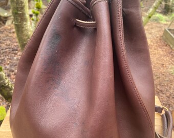 Vintage Coach the Sling | Style 9929 | Mahogany | Made in USA | No
