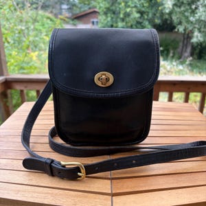 Coach Vintage Turnlock Bag - Etsy Canada