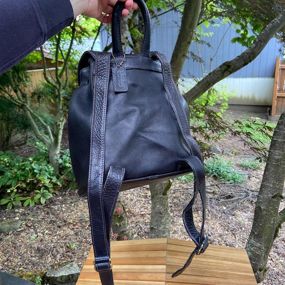 Vintage Coach Small Backpack Natural Grain | Style 4911 | Black