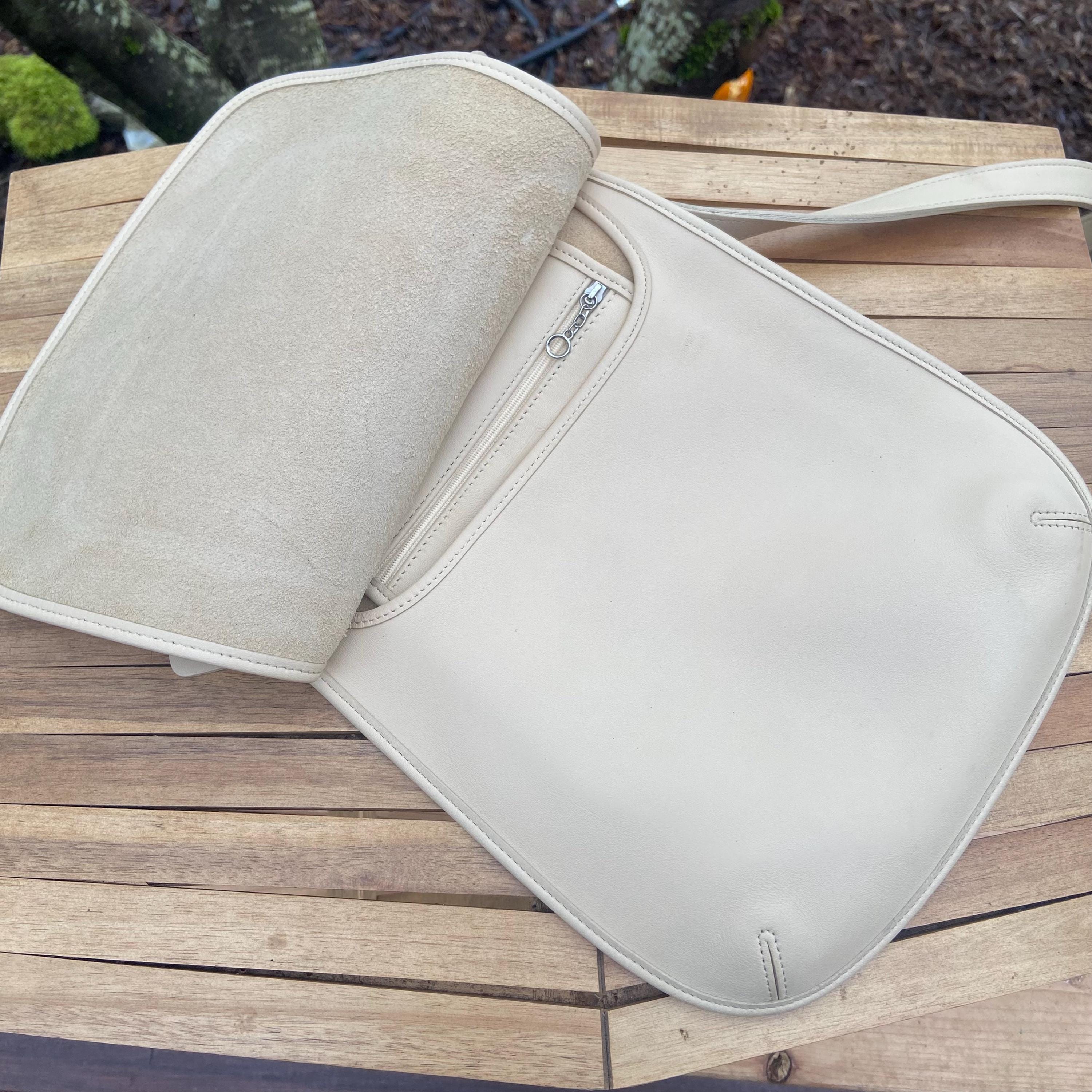 Vintage Coach Small Hippie Flap | Style 9135 | Bone | Made in 