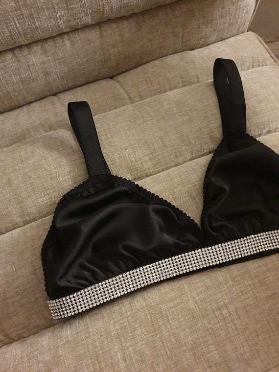 bralette party