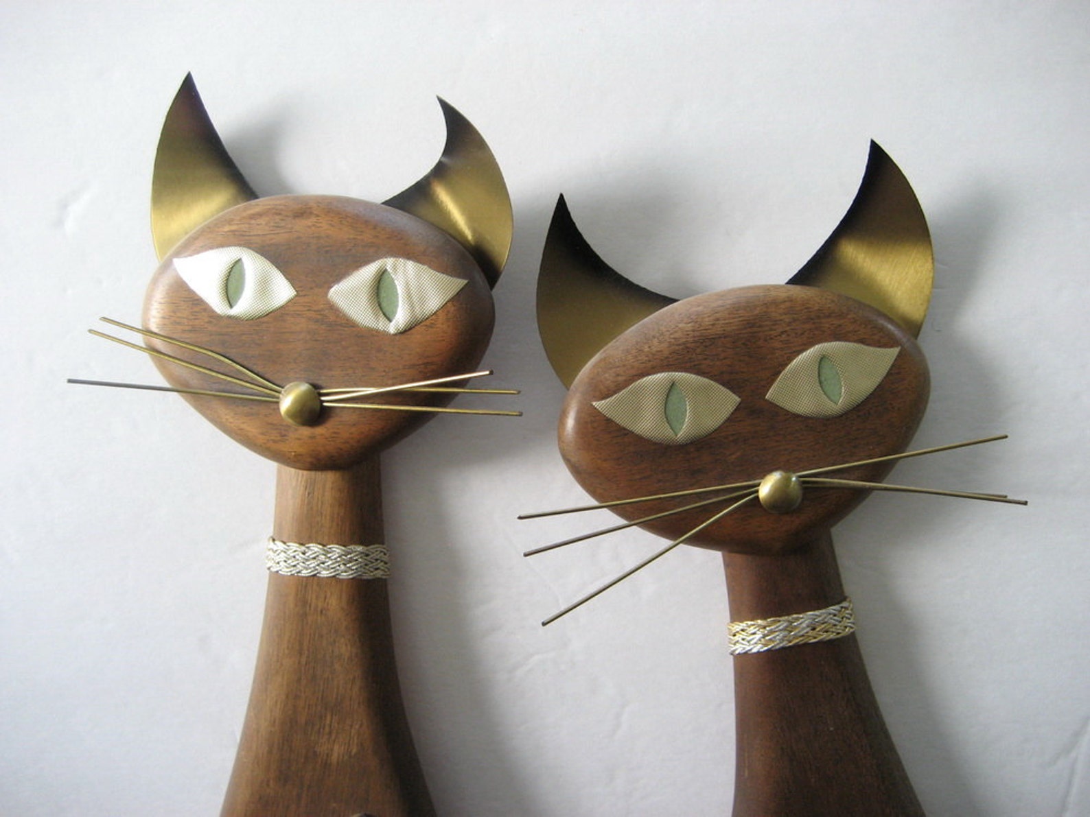 Pair Siamese Cats Wood Wall Hangings Masketeers 1961 Etsy