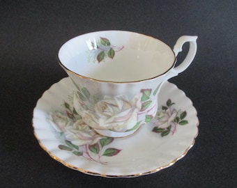 Tea Cup and Saucer Royal Albert White Tea Roses