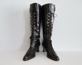 Leather Lace Up Boots Made in Italy by Pollini 1990s Size 40 Barely Worn