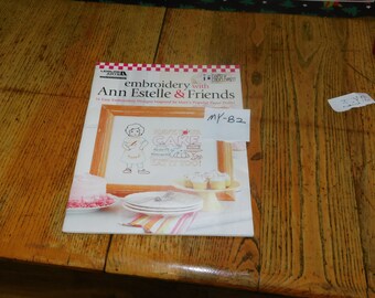 MYB2. Mary Englebreit 'Embroidering with Ann Estelle and Friends' 16 embroidery designs