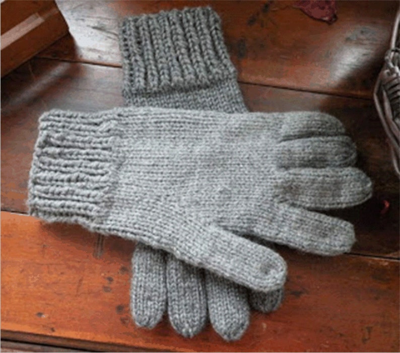 PDF 4 needle pattern Knit these SUPER-EASY Men's Gloves Easy Pattern, Fast Knittting, and warm image 1