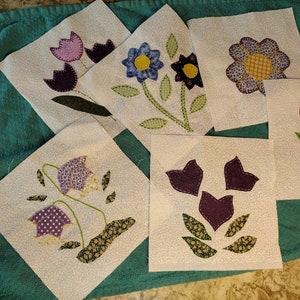Set of 7 Vintage Look Embroidered Quilt Squares Playful -   Embroidered  quilts, Embroidery patterns vintage, Hand embroidery patterns