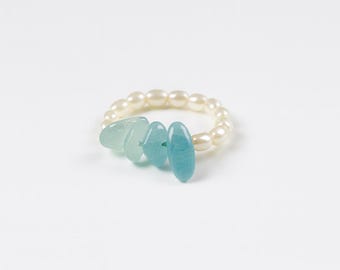 Anillo de perlas con cuentas de aguamarina, hecho a mano, elástico, estilo natural