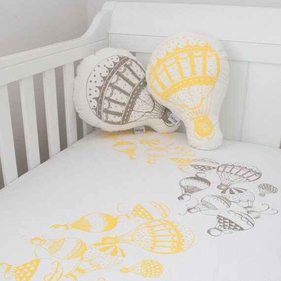 hot air balloon crib sheet