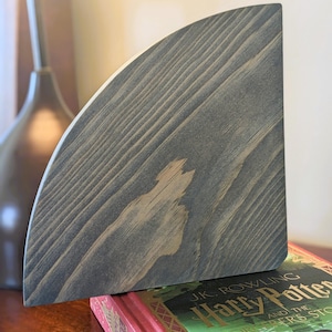 Round Wooden Corner Shelf: Floating Home Decor