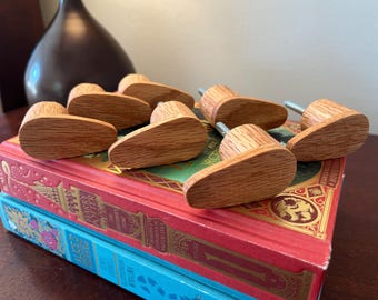 Eiken muurhaak, houten muurhaken om op te hangen, eikenhouten haken wandmontage, handdoekhaak, moderne decoratieve haak, kapstok, Scandinavisch design