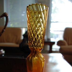 Vintage Amber Handblown Glass Vase – Mid-Century Modern Art Glass Home Décor