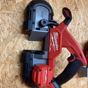 Milwaukee M18 Portable Band Saw Wall Mount – Secure Tool Holder for Garage or Workshop Organization