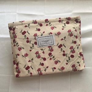 Vintage Leopard Print Corduroy Makeup Bag - Portable Cosmetic & Toiletry Organizer for Women, Ideal for Travel