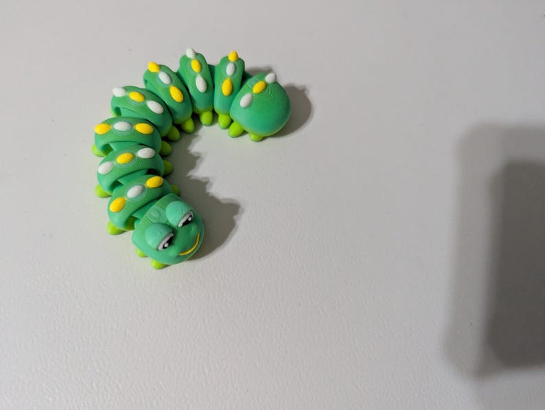 Articulated Caterpillar – 3D Printed Fidget Toy | Cute Wiggle Bug Desk ...