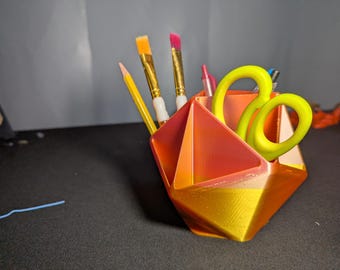 D20 Desk Organizer Dice Shaped 3D Printed Pen Holder Gaming DND Pencil Cup Geometric Office