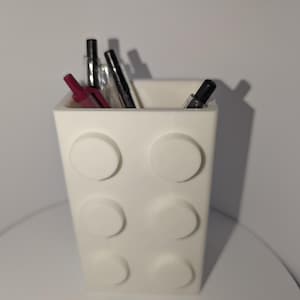 Brick-Inspired Pen Holder – 3D Printed Pencil or Toothbrush Organizer – Colorful Storage for Kids, Lego Fans, or Classrooms,  Fun  Holder