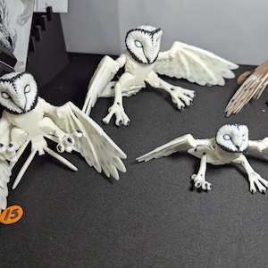 Articulated Barn Owl Figurine  – Poseable Barn Owl with Movable Wings Poseable Owl Toy – Articulated Barn Owl 3D Print Collectible