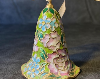 Vintage cloisonné geëmailleerde bel, 3,25" bloemen messing Chinees decor, pastelgroen en goud