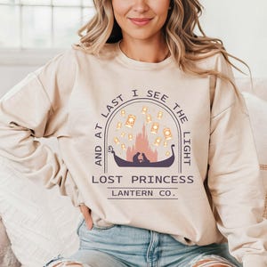 Vintage Disney Tangled Rapunzel Princess Sweatshirt, Princess Rapunzel Sweatshirt, Lost Princess Sweatshirt, Rapunzel Princess Hoodie