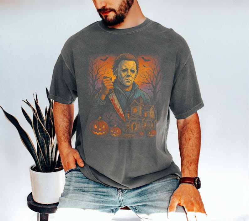 Vintage-style Michael Myers t-shirt printed on soft Comfort Colors® fabric. Perfect for Halloween parties, horror fans, or scary movie nights. This spooky tee features the iconic serial killer in retro style — a great gift for lovers of classic slasher films.