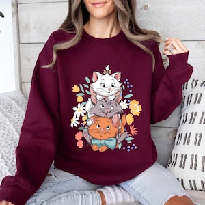 Vintage 70s The Aristocats Floral Flower Sweatshirt, Berlioz Toulouse Marie, Disney Cats Sweatshirt, Disneyland Hoodie, Magic Kingdom