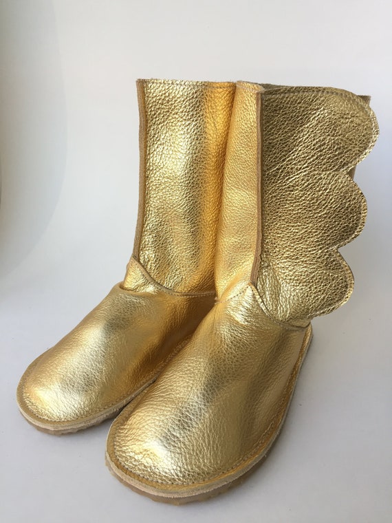 gold wing boots