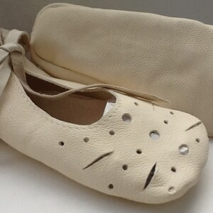 Ivory baby ballet shoes image 3