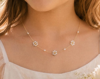 Real Pearl Flower Necklace for Flower Girl, Dainty Freshwater Pearl Necklace, Flower Girl Gift, Junior Bridesmaid Jewelry, Wedding Necklace