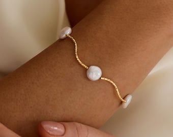 Coin Pearl Bracelet, Diamond Cut Gold Tube, Sparkly Textured Chain, Steel Core Pearl Bracelet, Tarnish Resistant, June Birthstone, Gift Her