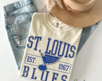 Comfort Colors St. Louis Hockey T-Shirt, St. Louis Hockey T-shirt, Vintage Style St. Louis Hockey T-shirt, St. Louis Hockey fan Gift