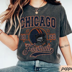 Comfort Colors Custom Chicago Football T-Shirt, Vintage Unisex Chicago Football Shirt, Chicago Fan Gift, Chicago Game Day,Sunday Football