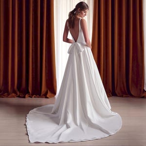 Minimalist Satin A-Line Wedding Dress: Elegant Square Neck, Backless Gown
