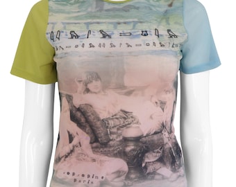 Cop Copine Vintage Mesh Top – Egyptische motieven en piramideprint – Y2K doorschijnend grafisch T-shirt – Zeldzame Parijse designer