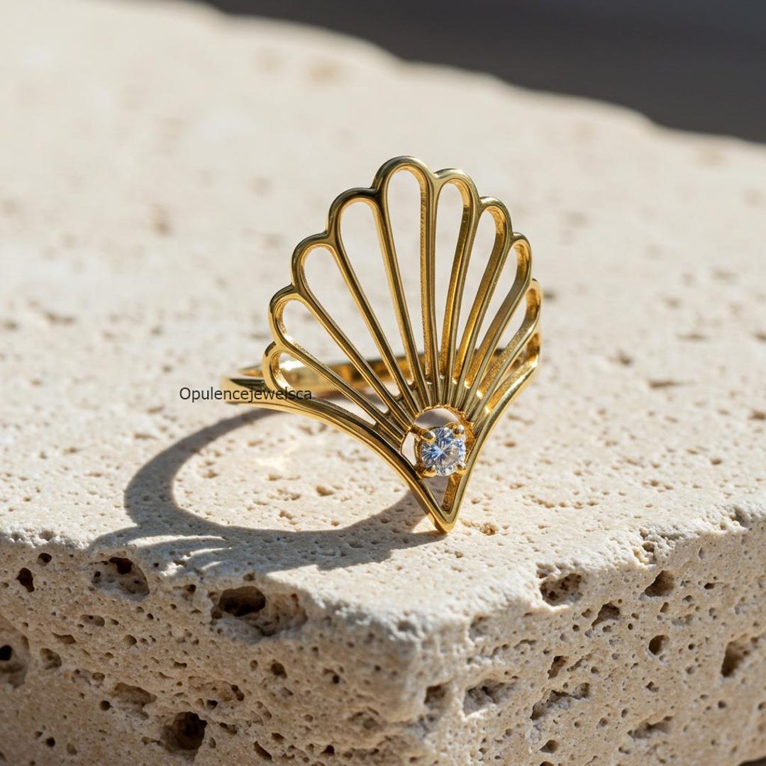 Shell Inspired Diamond Rings Antique Shell Inspired Ring, Round Cut Moissanite Engagement Ring, V ...