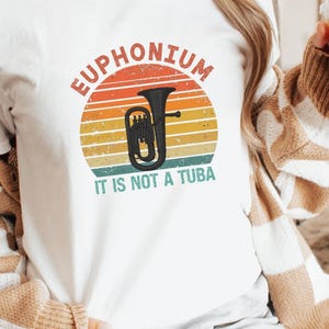 ユーフォニアム奏者Tシャツ：バンドライフTシャツ、ミュージシャンへのギフト