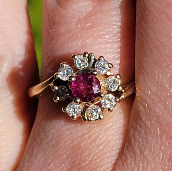 Sale! Beautiful Vintage Ruby and Diamond Ring set… - image 2