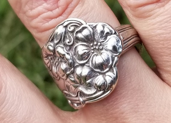 Antique 1800s Vintage Sterling Silver Spoon Ring.… - image 1