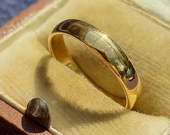 Vintage 22kt Band Ring. Size 5.25