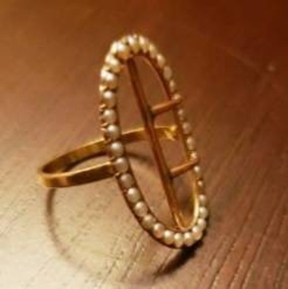 Early Victorian Buckle Ring set in 15kt gold with… - image 2