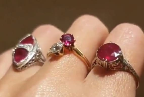 Gorgeous 2.50ctw Ruby Solitaire Ring set in 14k W… - image 9