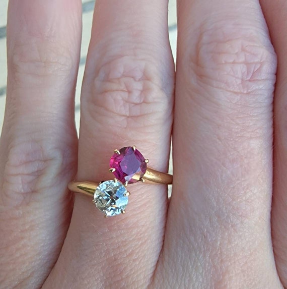 Outstanding Toi et Moi Antique Ruby and Old Cut D… - image 6